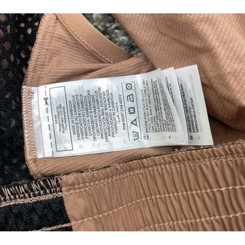 adidas City Escape Premium Vest Clay Strata Loose Fit Mens Size Large IA0014 $80